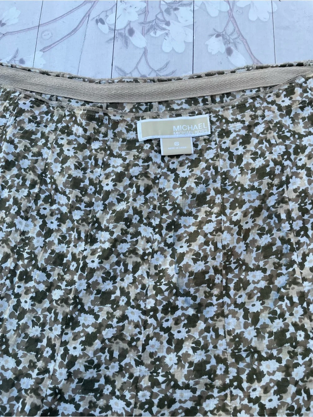Michael Kors Olive and Cream Floral Pleated Midi Skirt